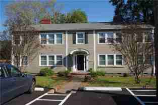 583 Colonial Cir Se - Photo 1 of 1