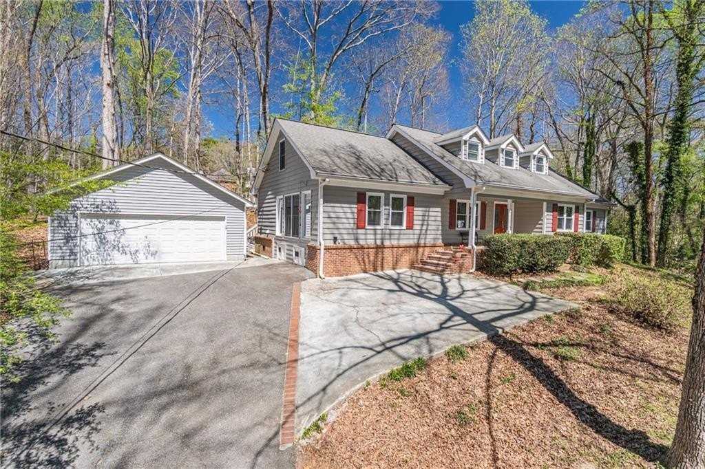 4571 Huntridge Dr Ne - Photo 2 of 49