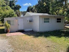 featured image of 215 Delray Ave