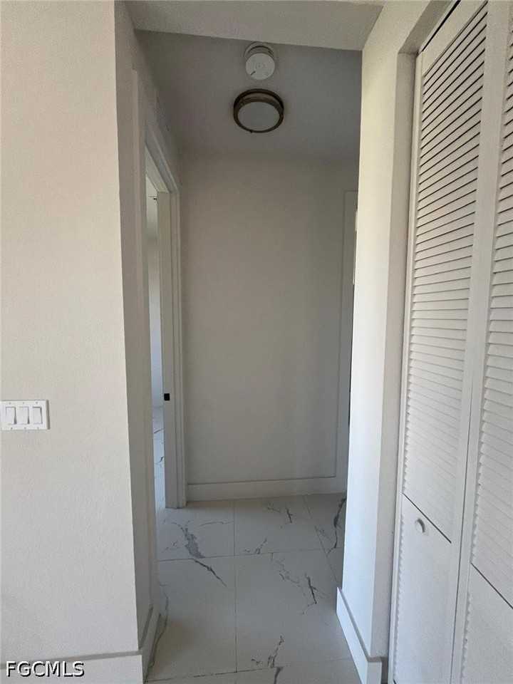 1832 Nw 22nd Pl - Photo 5 of 29