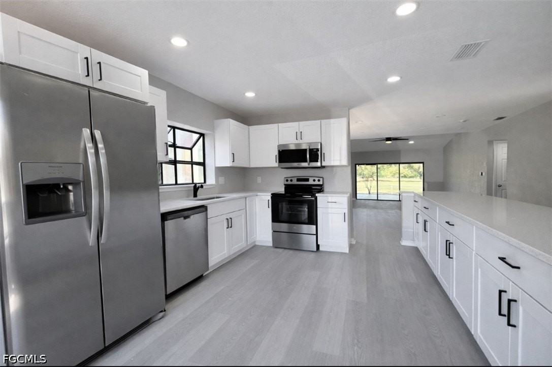 7377 Constitution Cir - Photo 3 of 23