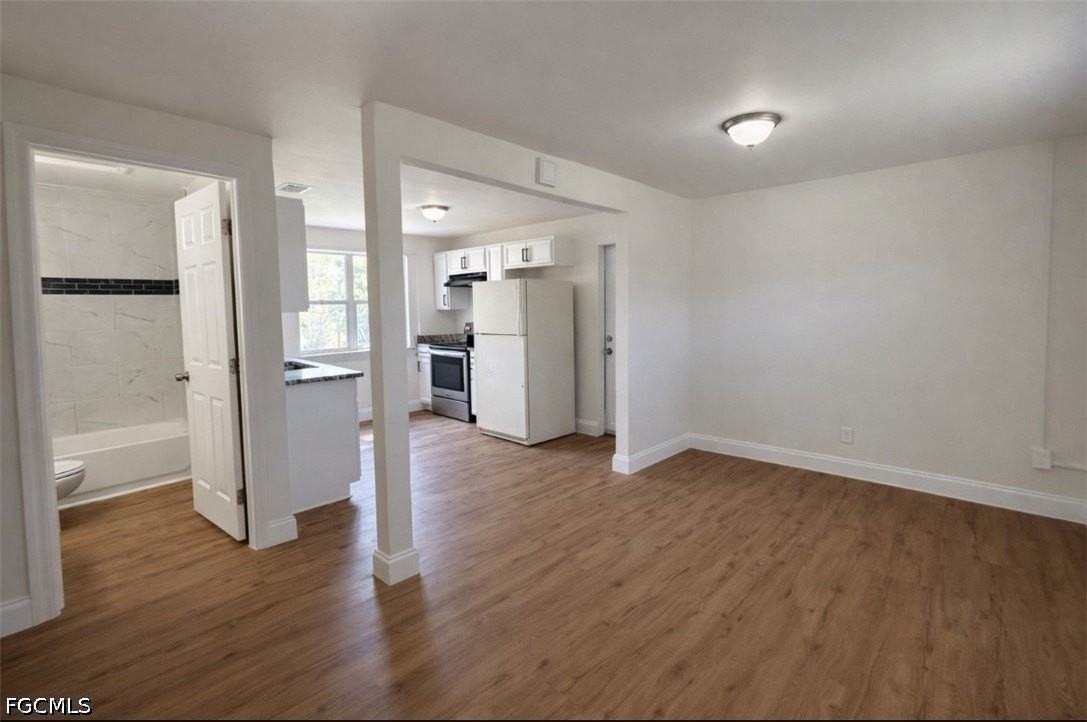 569 Nuna Ave - Photo 2 of 13