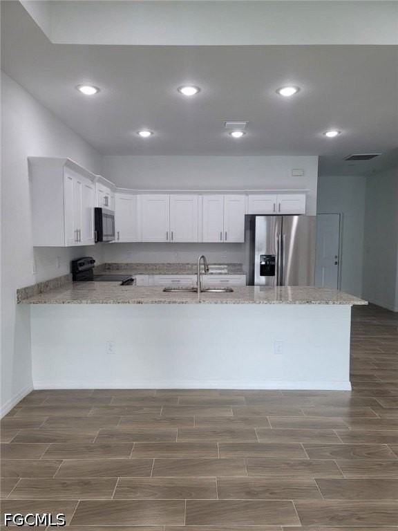 684 Thomas Sherwin Ave S - Photo 2 of 13