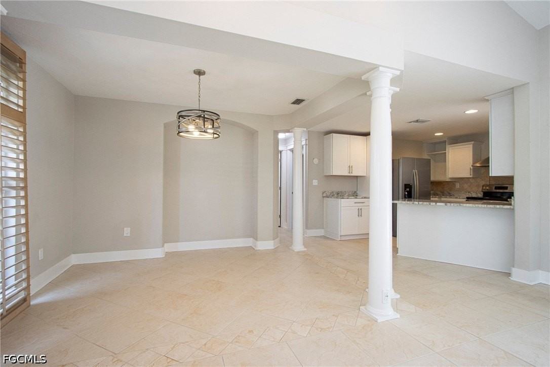 1380 Albatross Rd - Photo 3 of 28