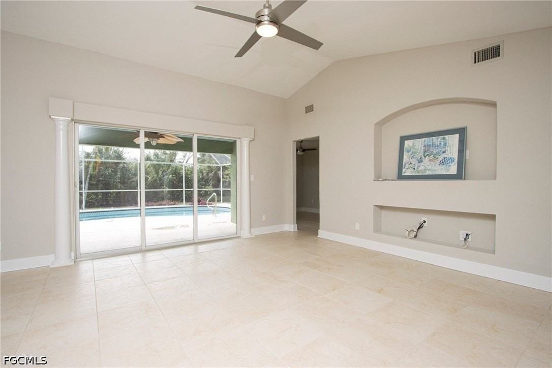 1380 Albatross Rd - Photo 5 of 28