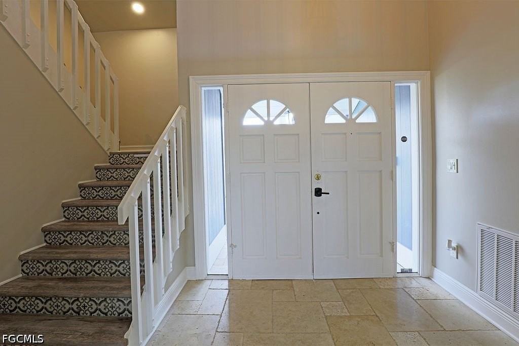 16717 Bobcat Dr - Photo 3 of 24