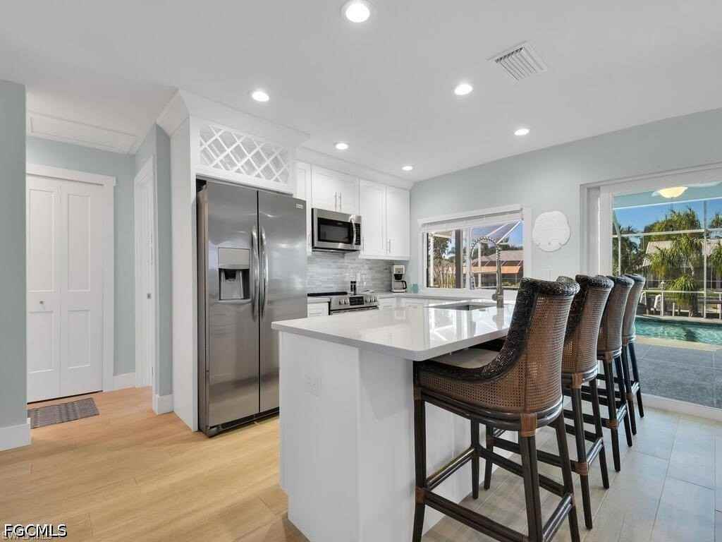 3840 Se 13th Ave - Photo 5 of 38