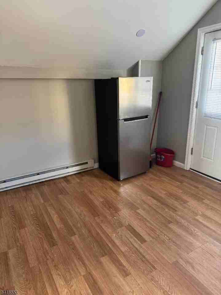 20 Leigh St #D - Photo 5 of 10