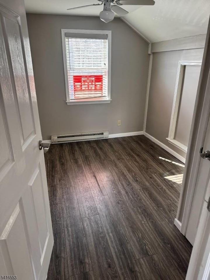 20 Leigh St #D - Photo 6 of 10