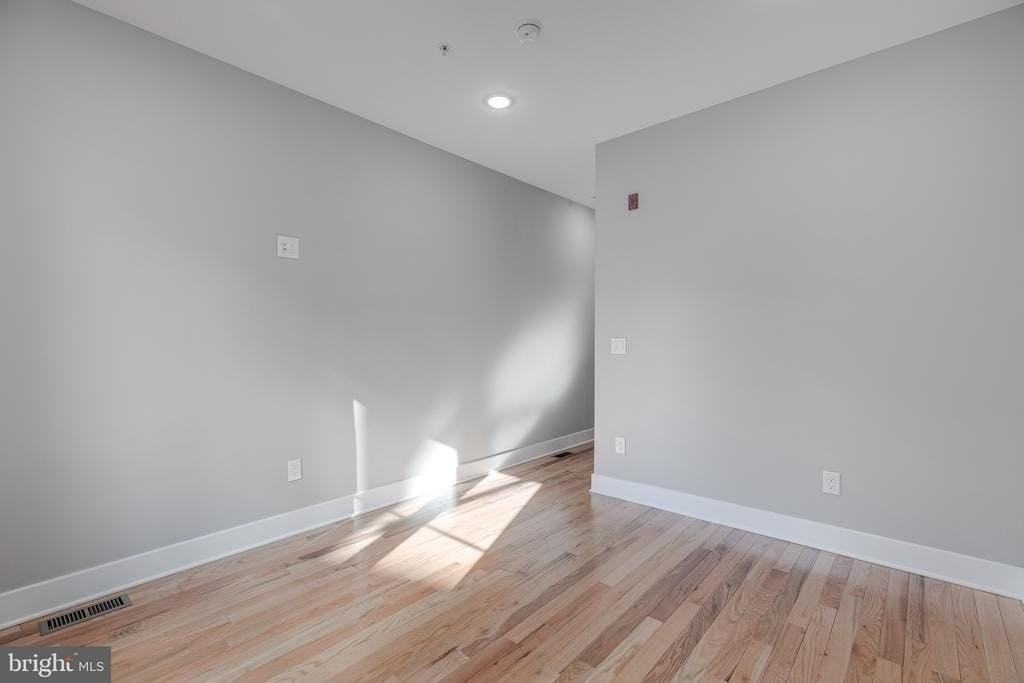 2113 W Master St #A - Photo 5 of 26