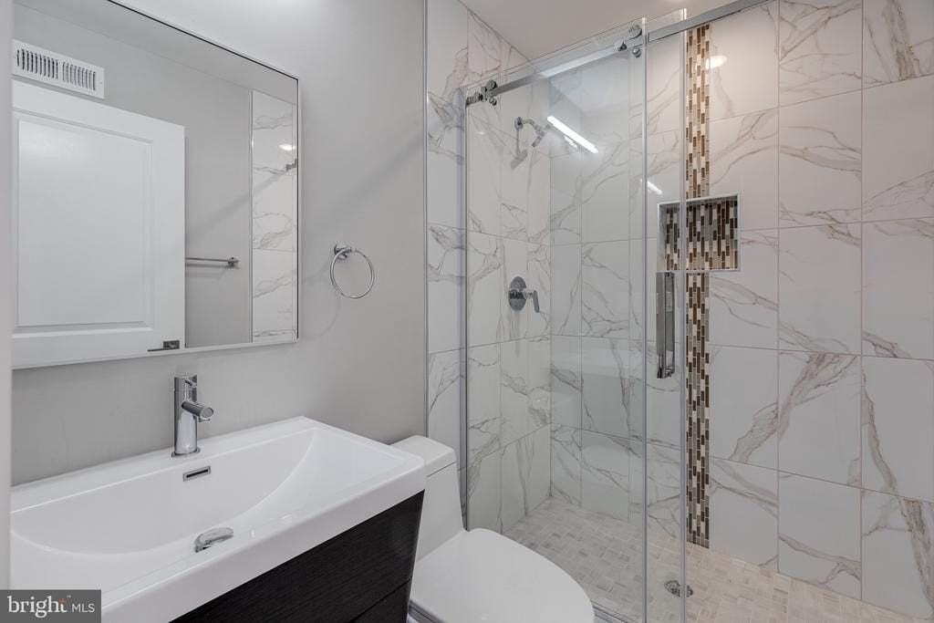 2113 W Master St #A - Photo 7 of 26