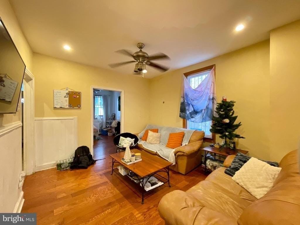 416 N 31st St #1 - Photo 3 of 33