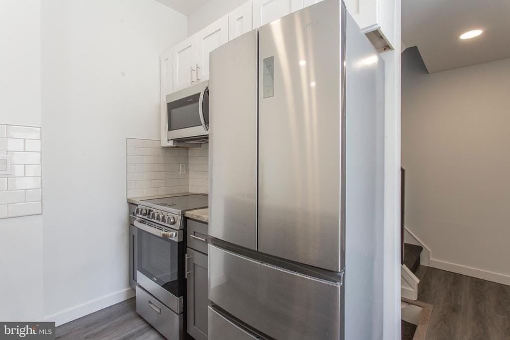 2131 N 8th St #2 - Photo 5 of 19