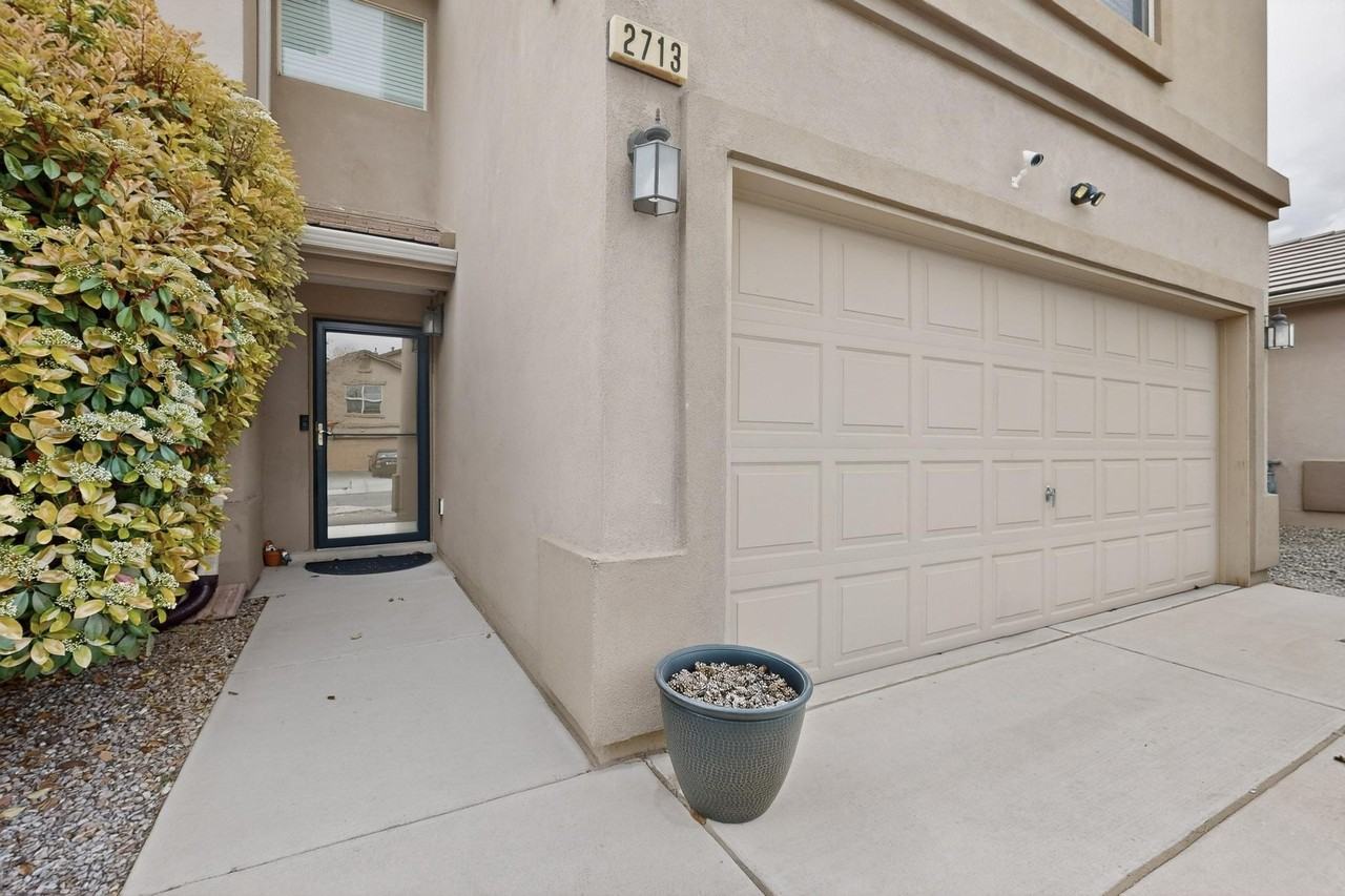 2713 Violeta Cir Se - Photo 6 of 41