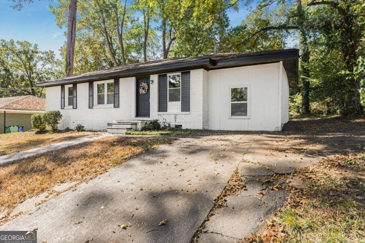 2905 Gresham Rd Se - Photo 6 of 28