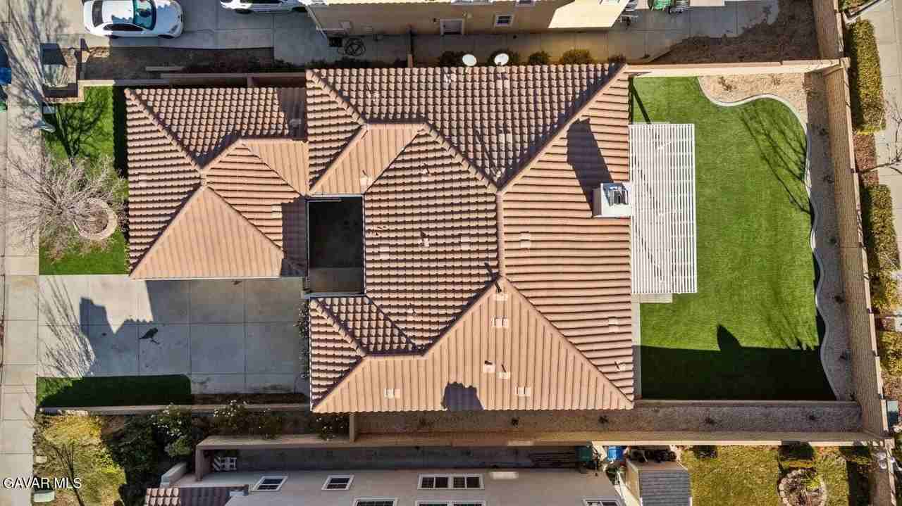 37200 Pergola Ter - Photo 3 of 39