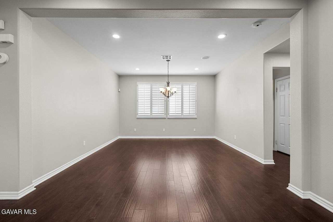 37200 Pergola Ter - Photo 5 of 39