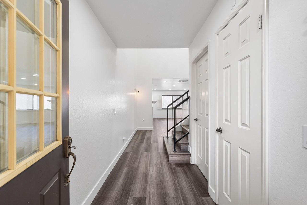 149 Eagle Ln - Photo 5 of 21