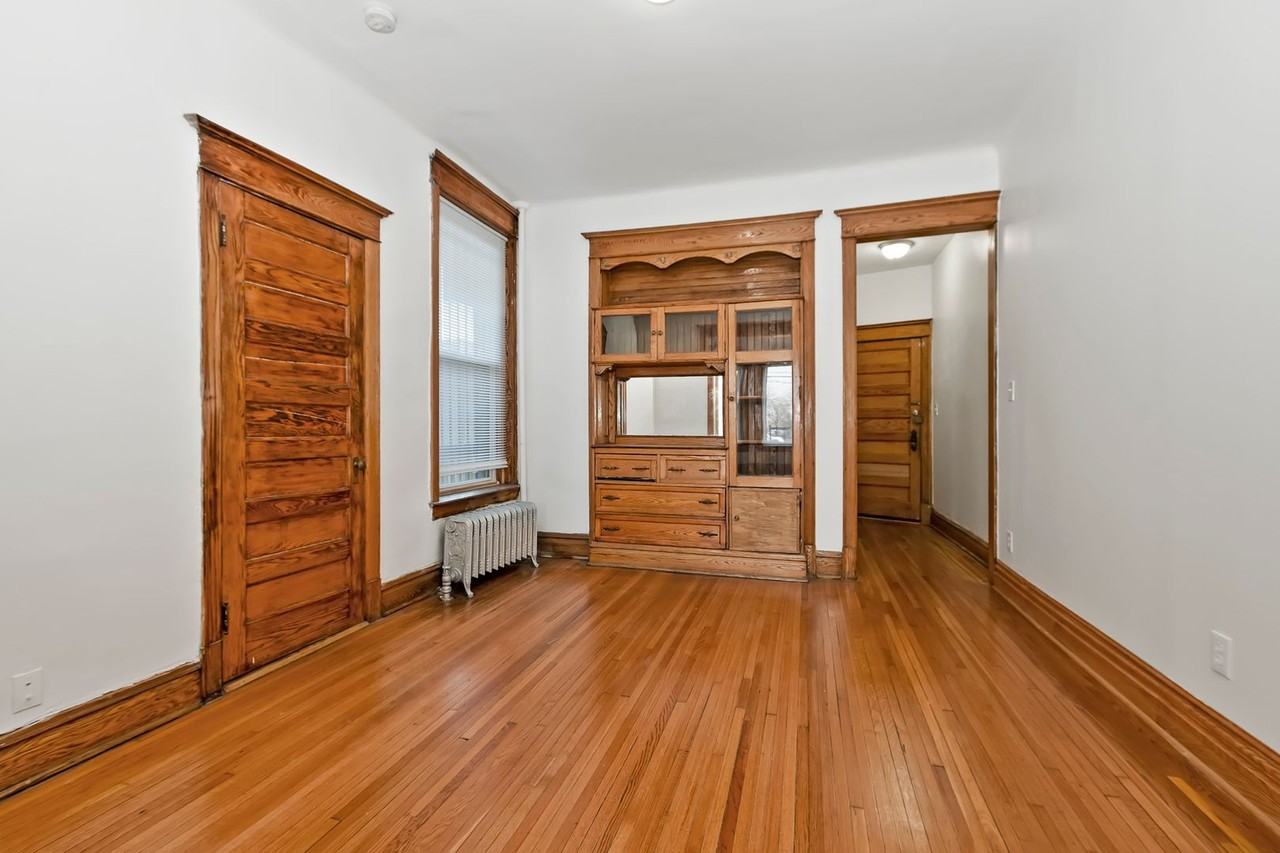 5116-5118 S Indiana Ave - Photo 7 of 17