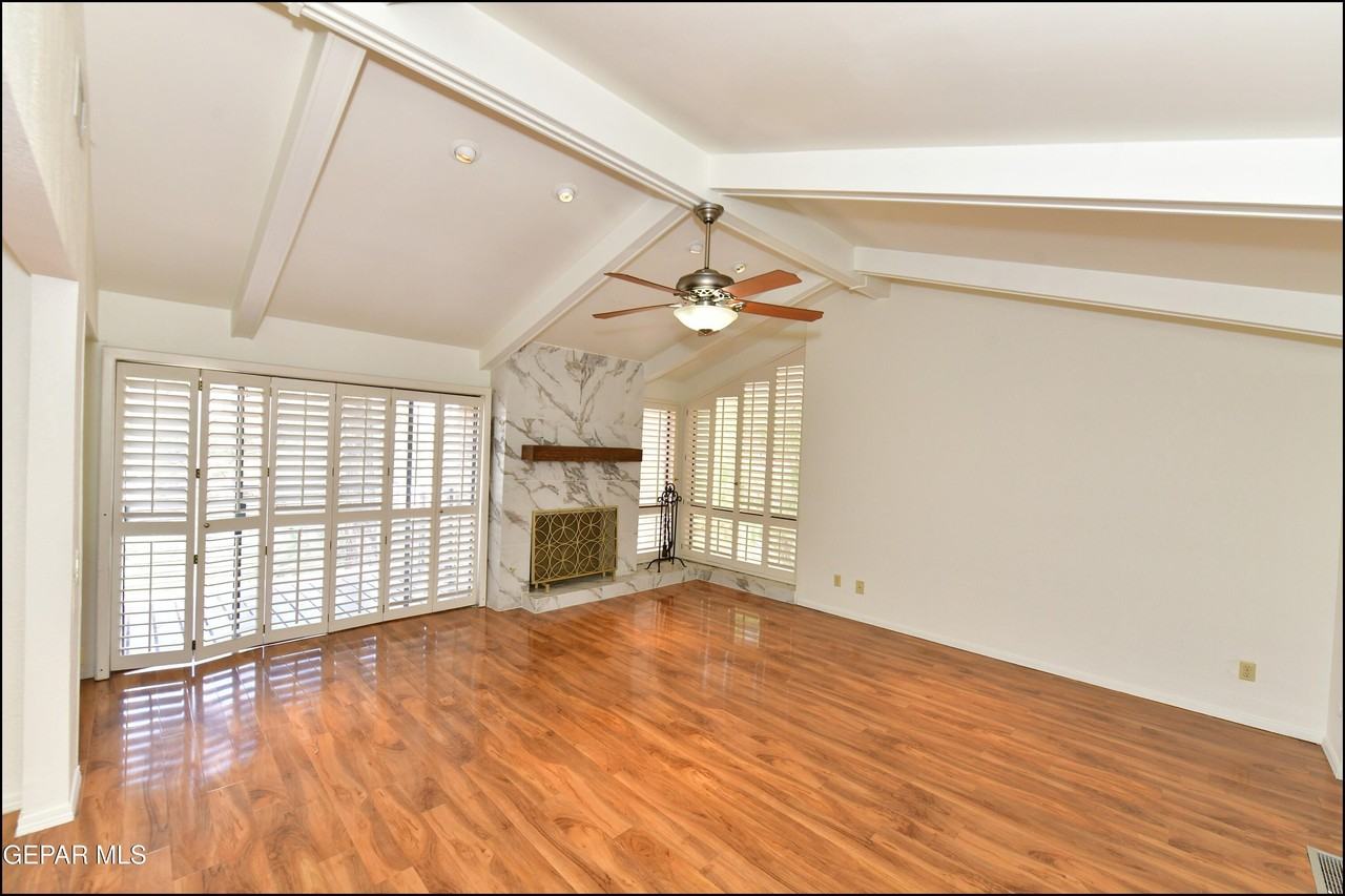 5852 Mira Serena Dr - Photo 4 of 50