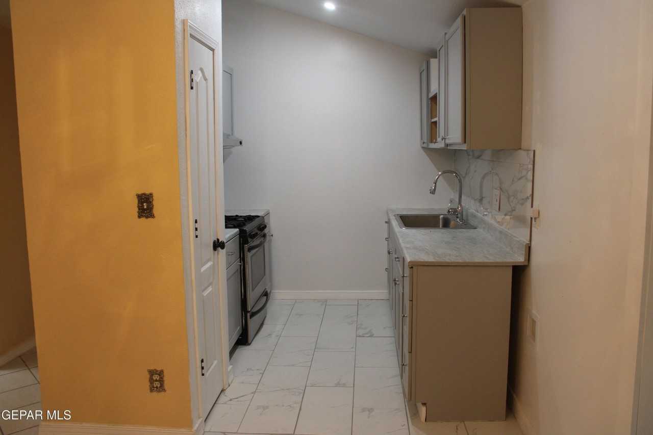 11724 Jennifer Dr - Photo 6 of 25