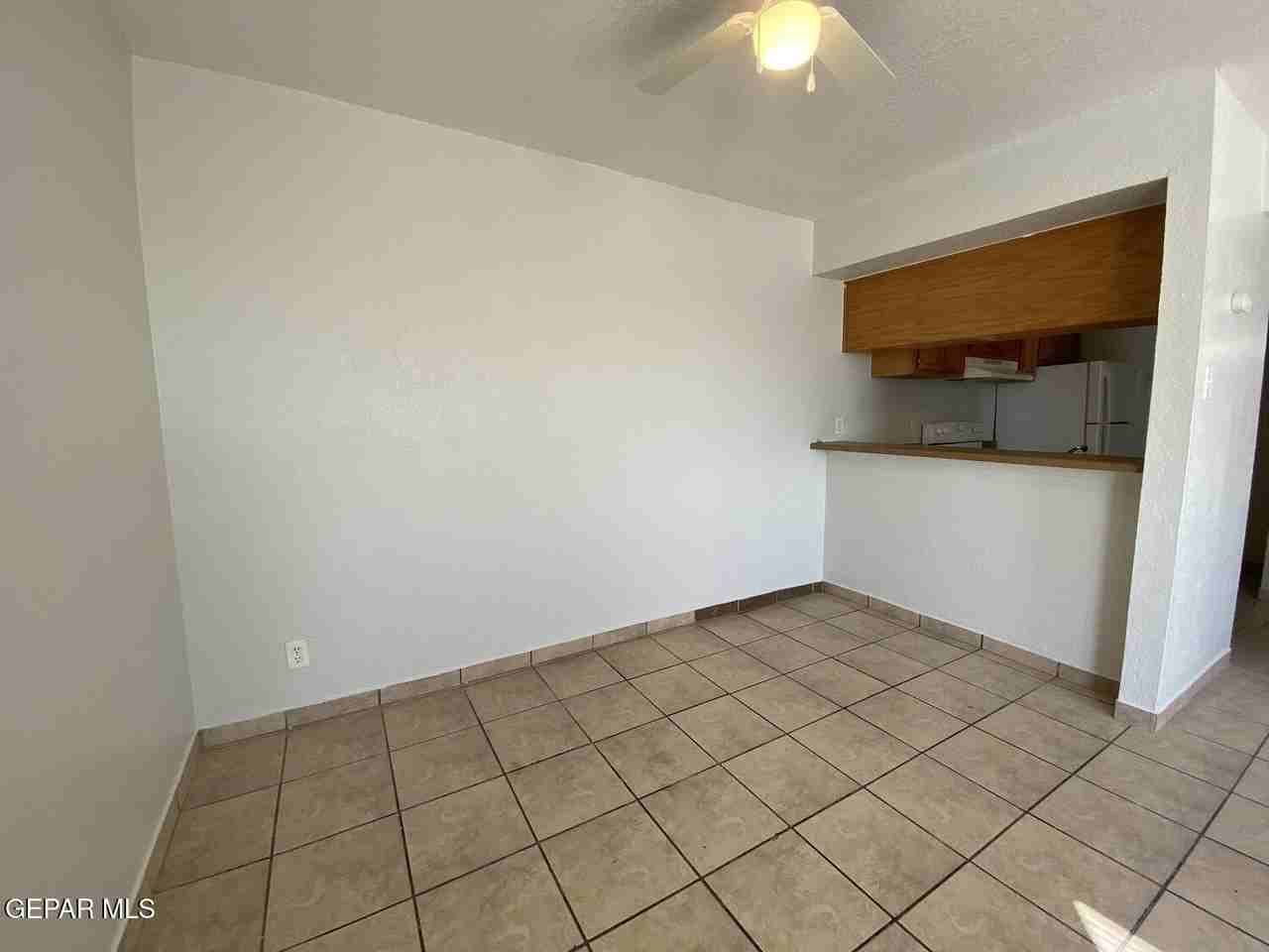 4700 Maxwell Ave Apt 28 - Photo 4 of 8