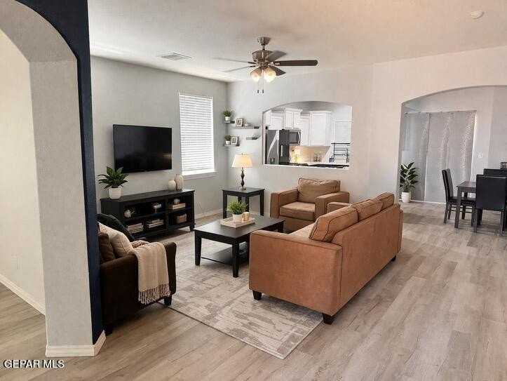 5525 Jim Castaneda Dr - Photo 4 of 12