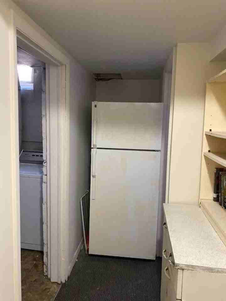 125 River St- MARTIN APTS - Photo 5 of 30