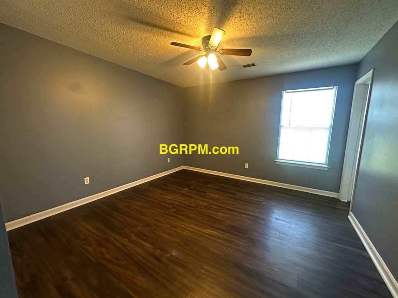 308 S Grant St - Photo 6 of 9