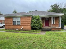 1129 Arkansas St - Photo 1 of 1