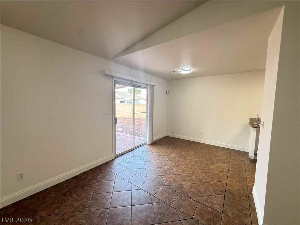 3130 Meadow Flower Ave - Photo 7 of 36