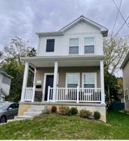 featured image of 414 Douglas St