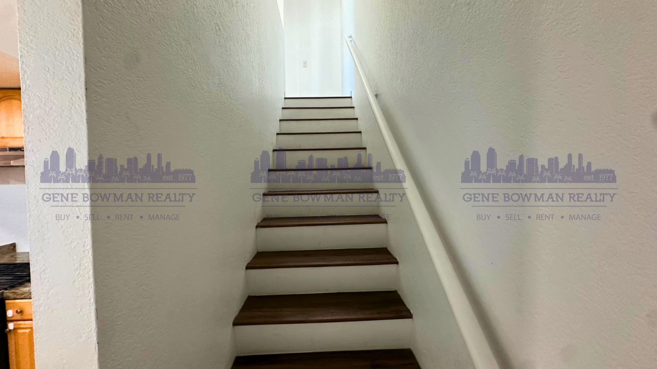 1485 Hemlock Ave - Photo 7 of 17