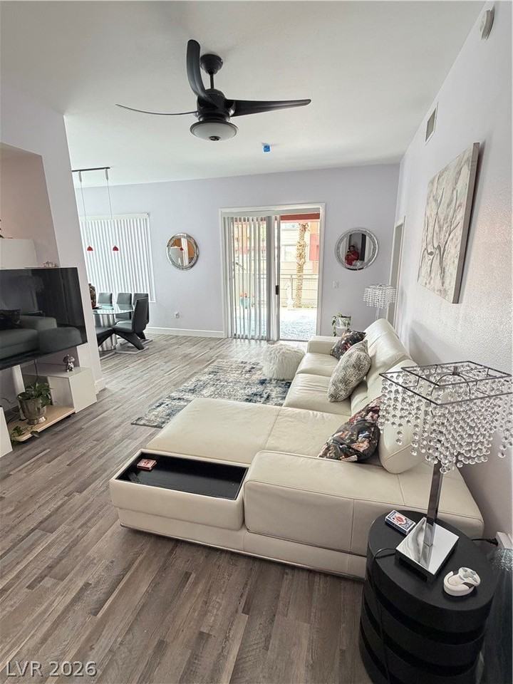 87 E Agate Ave #202 - Photo 7 of 50