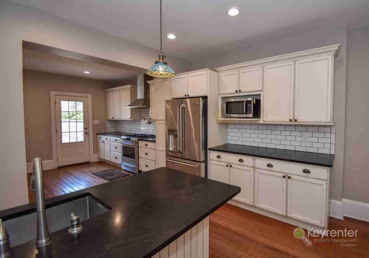 61 E Ashland St - Photo 2 of 15