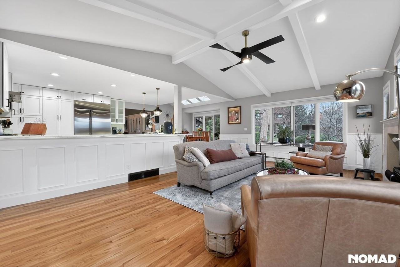 8433 Sawtooth Ln - Photo 2 of 38