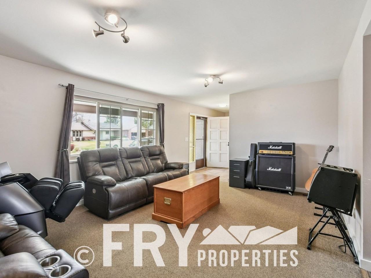 4467 S Zenobia St - Photo 6 of 30