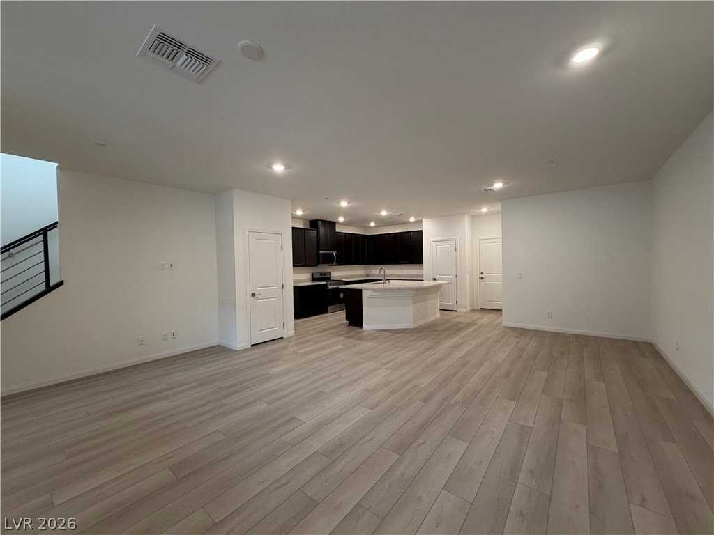 115 Cinder Cone Ln - Photo 3 of 14