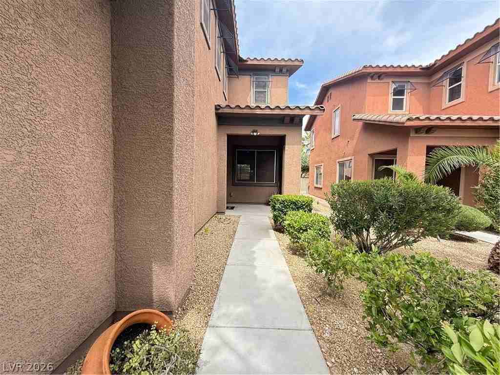 116 Augusta Course Ave - Photo 3 of 40