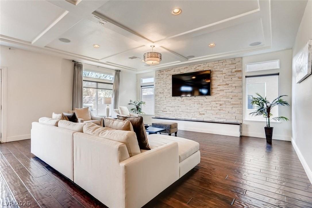 8112 Deerfield Ranch Ct - Photo 4 of 28