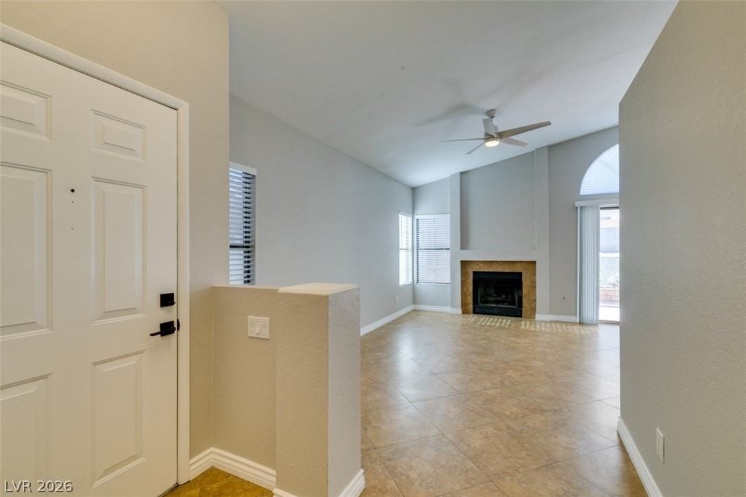 7053 Abbeyville Dr - Photo 3 of 40