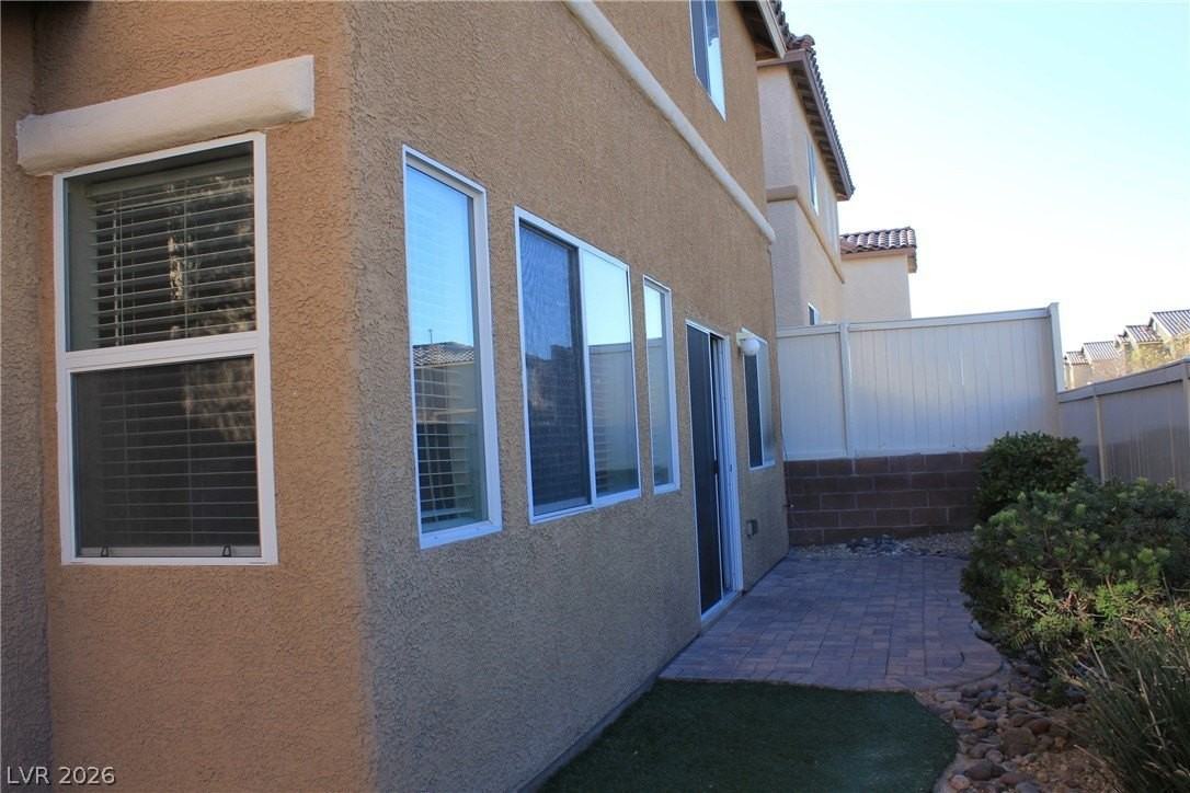 1133 Claire Rose Ave - Photo 3 of 22