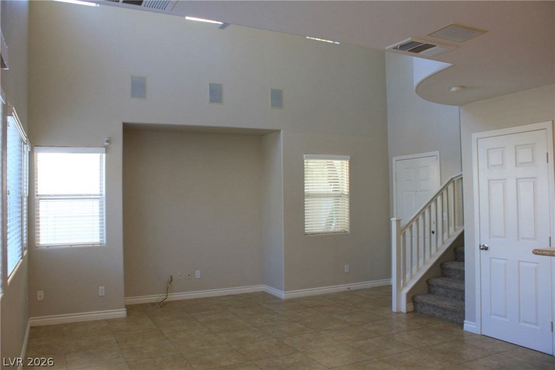 1133 Claire Rose Ave - Photo 6 of 22