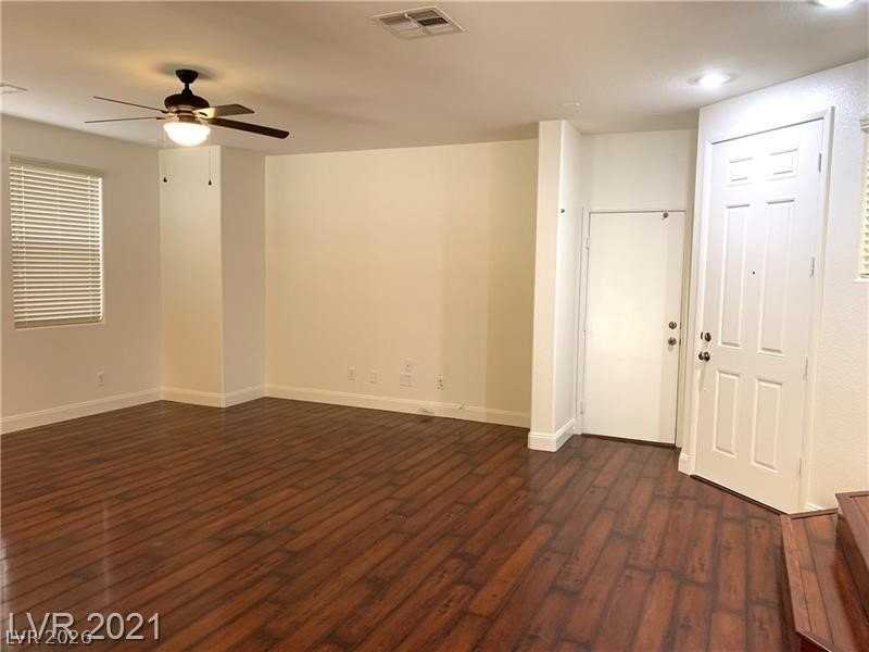 11759 Fern Creek Ln - Photo 3 of 26