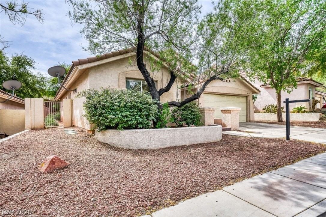 8533 Sierra Cima Ln - Photo 2 of 28