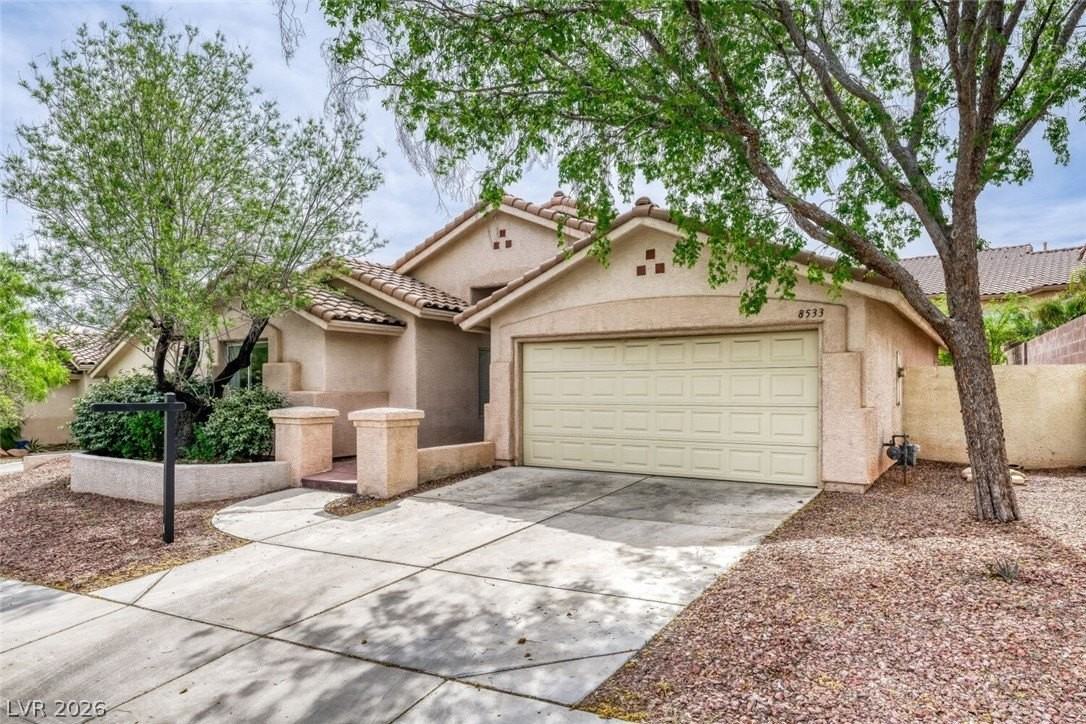 8533 Sierra Cima Ln - Photo 4 of 28