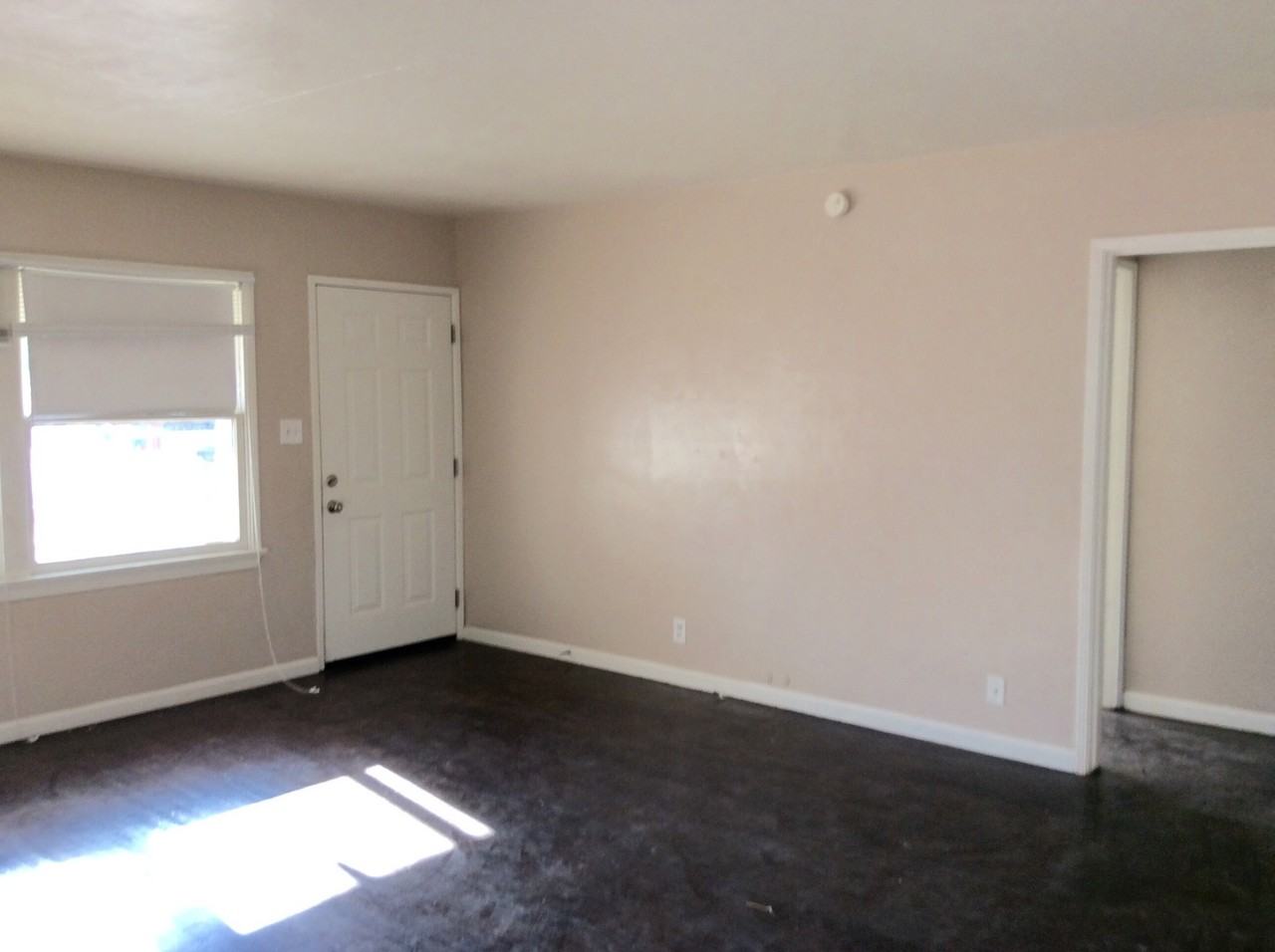 2516 Ashby St - Photo 3 of 20