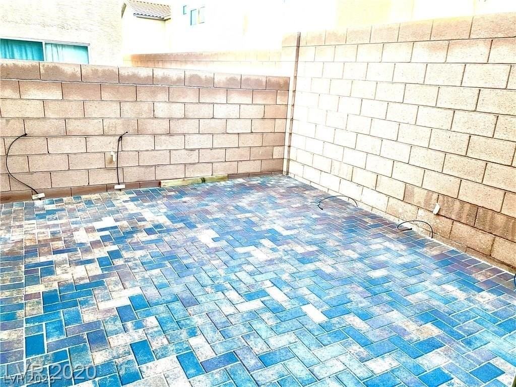 11986 Snow Bank St - Photo 7 of 9