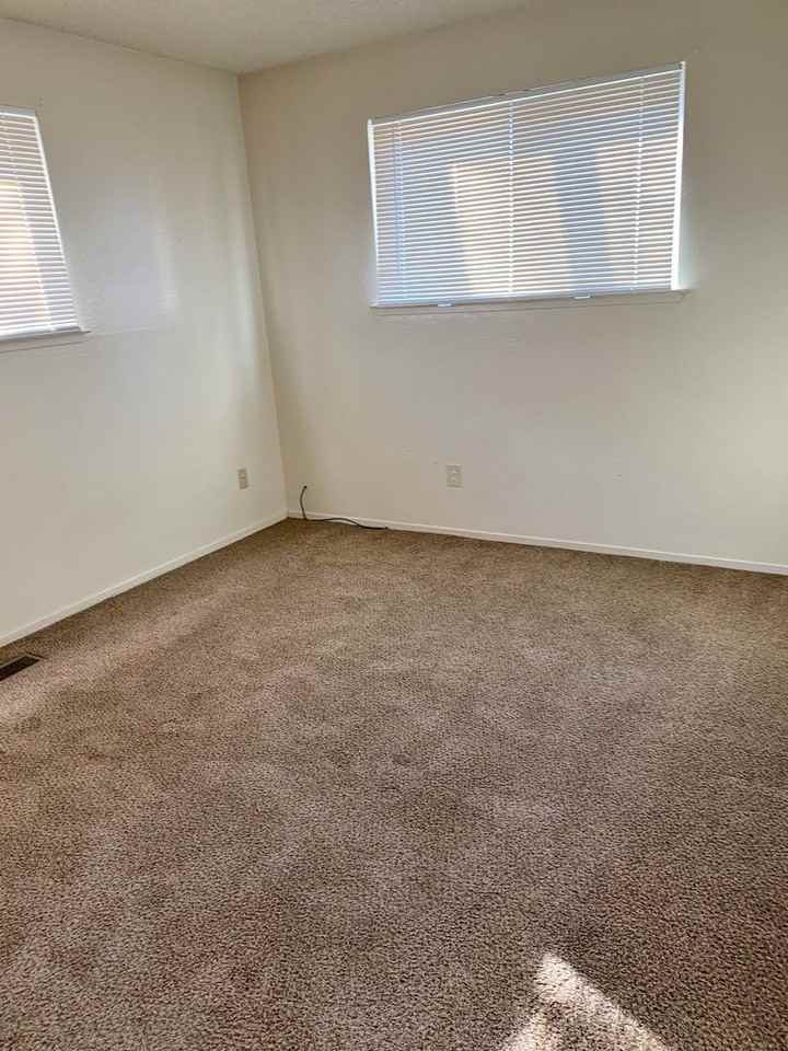 1528 North Ct #B - Photo 5 of 6