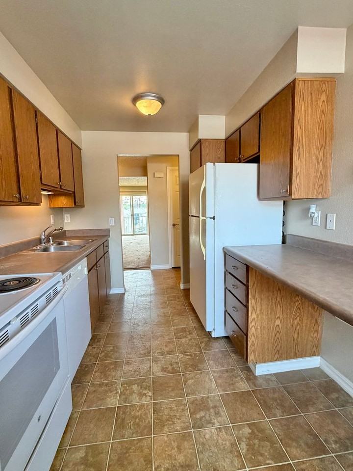 1765 W Sunn Fjord Ln #C48 - Photo 5 of 14